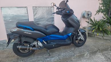 X max 250