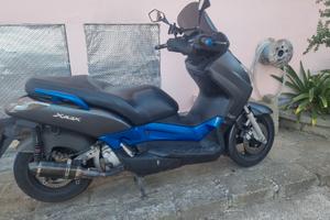 X max 250