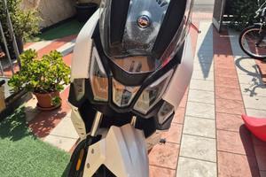 SYM Joyride 300 TCS E5+ – 4.000 km – Garanzia – €