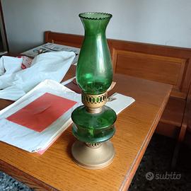 Lampada a olio vintage verde e oro