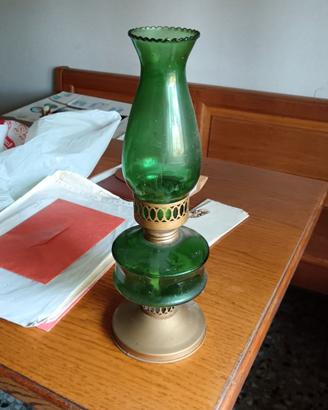 Lampada a olio vintage verde e oro