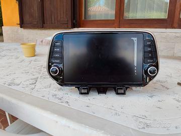 computer di bordo/ autoradio/ navigatore satellita