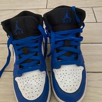 Air Jordan 1 mid se