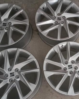 cerchi in lega seat ibizia sport FR 17" 