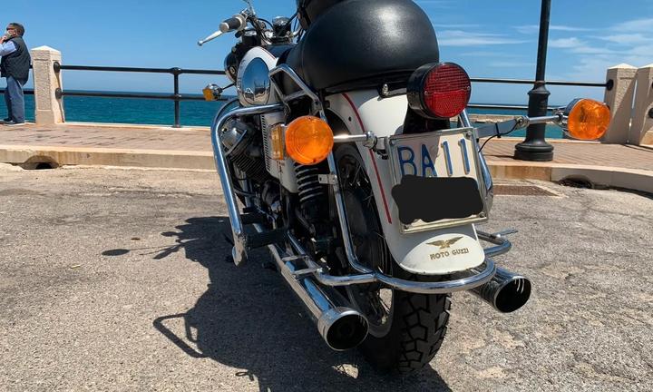 Moto Guzzi V7 Special