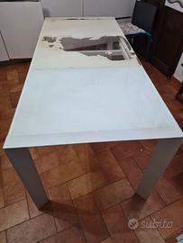 Tavolo allungabile