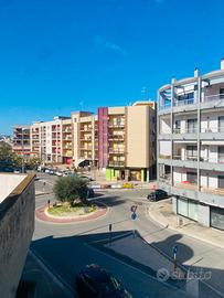 Triggiano- 145 mq- 5 vani- 3 balconi