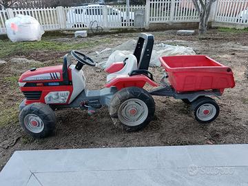 trattore con rimorchio bimbo