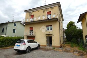 BIFAMILIARE A CADELBOSCO DI SOPRA