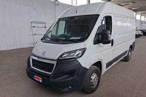 PEUGEOT Boxer 335 2.2 BlueHDi LH2 140 S&S PC-TM Fu