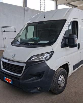 PEUGEOT Boxer 335 2.2 BlueHDi LH2 140 S&S PC-TM Fu