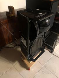 Jbl 4716a