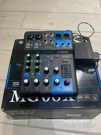 Mixer Yamaha MG 06X