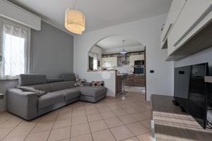 4 LOCALI A SANT'ILARIO D'ENZA
