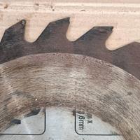 Due lame per sega circolare