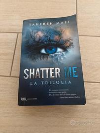 Shatter Me – Tahereh Mafi