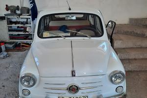 Auto d'epoca Fiat 600