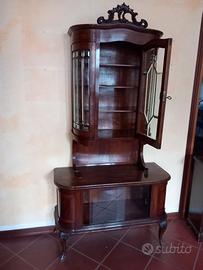 Vetrinetta con alzata con vetri a piombo