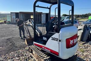 Scavatore Bobcat 322