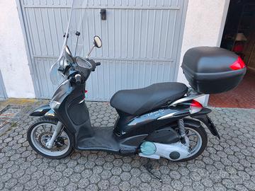 Moto Scooter 