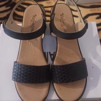 sandali