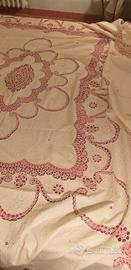 Copriletto in chiacchierino piu tovaglia da 12