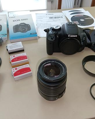 Canon Eos 600d +  EFS 18-55 + 3 batterie