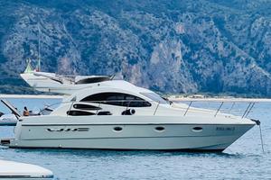 Azimut 39 2002 in acqua dal 2006