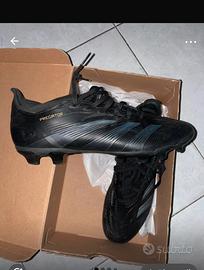 Scarpe predator nere