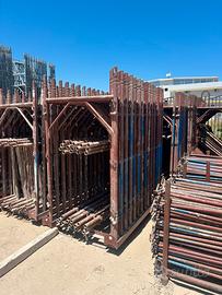 PONTEGGIO DI VARIE MARCHE