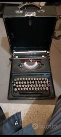 macchina da scrivere olivetti
