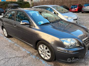Avensis 2 gen. 2.2 D-4D 150 CV - 2007 / 161.000 km