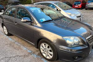 Avensis 2 gen. 2.2 D-4D 150 CV - 2007 / 161.000 km