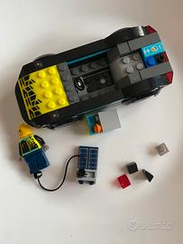 Lego auto forse parziale