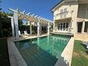 villa-di-160-m²-con-piu-di-5-locali-a-pietrasanta