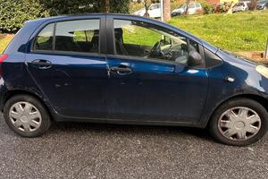 Toyota yaris 2007