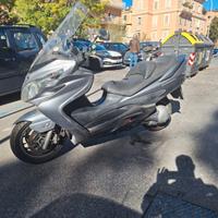 Suzuki Burgman 400 – 2006 – Incidentato