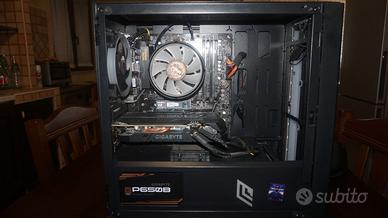 Pc gaming rgb assemblato da pc hunter