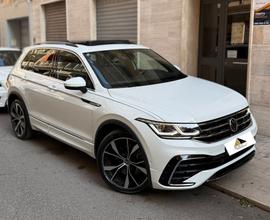 Volkswagen Tiguan 2.0 TDI DSG 4MOTION R-Line
