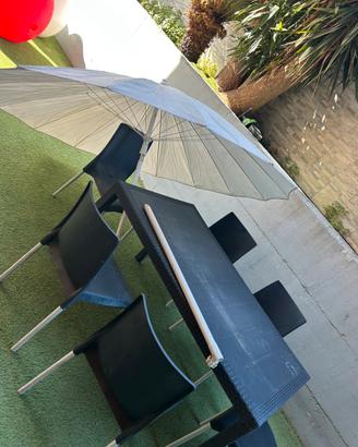 Tavolo vero rattan e sei sedie e ombrellone