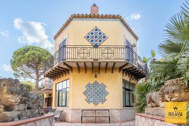 Villa di pregio con terreno a Termini Imerese