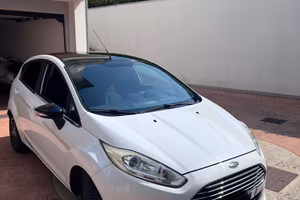 Ford fiesta titanium