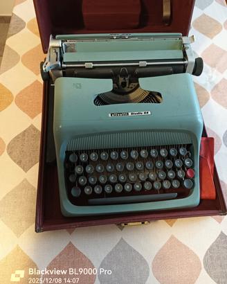 macchina da scrivere vintage Olivetti Studio 44 co