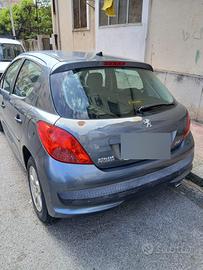 Peugeot 207 per pezzi di ricambio