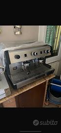 Macchina caffe due gruppi