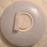 Plafoniera a LED musicale, con telecomando