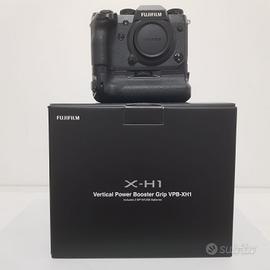 Mirrorless Fujifilm X-H1 body + grip VPB-XH1 usato