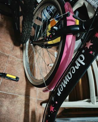 Bicicletta bambina ragazza