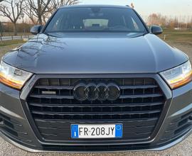 Audi Q7 3.0 TDI 272 CV - 7 POSTI - IN GARANZIA