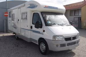 Adria Coral 680 SP Semi-integrale